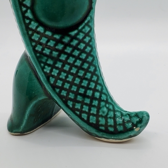 Vintage Green made in Japan mini heeled boot vase - Picture 4 of 10